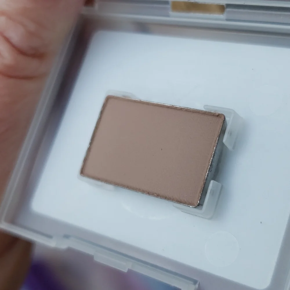 Mary Kay Chroma Fusion Eye‎ Shadow HAZELNUT